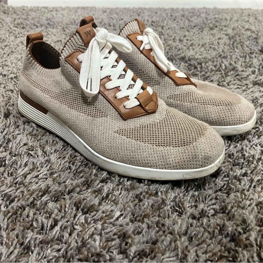 Wolf and Shepherd SupremeKnit Trainer